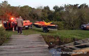 Embarcação vira e duas pessoas desaparecem em lagoa de Capivari do Sul - Litoral na Rede