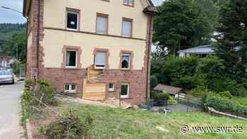 Aufräumarbeiten nach Busunglück in Heidelberg - SWR Aktuell