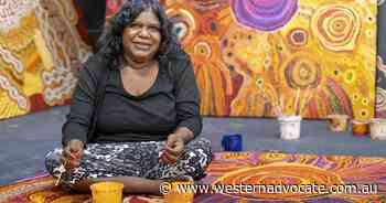 Art by women of APY Lands on national tour - Western Advocate