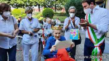 Festa a sorpresa con il sindaco per i cento anni di Caterina - IL GIORNO