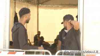 Messina, sbarcati 250 migranti al molo Norimberga - Messina