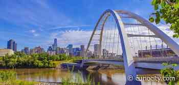 Scorchin’ end to summer: Cheap and easy ways to cool down around Edmonton - Curiocity