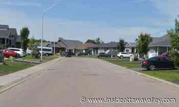 Renfrew neighbourhood lowers speed limit to 30, starts September - Ottawa Valley News