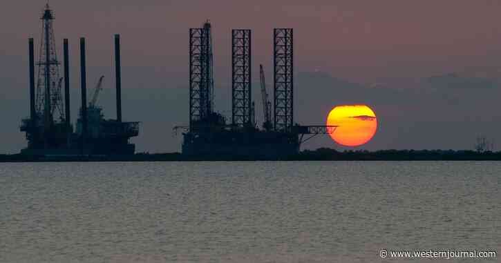 Federal Judge Rules Biden's Oil and Gas Order Violated the Law, Issues Permanent Injunction in States That Sued