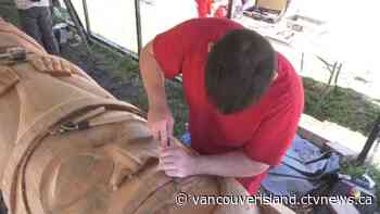 'We can just be people again:' Inmates at Saanich jail carve totem pole as healing step - CTV News VI