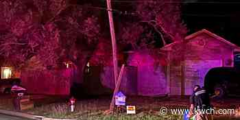 Police pursuit ends when suspect crashes into pole - KWCH