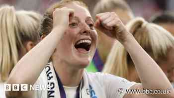 England star Keira Walsh gets bus named after her as thank you
