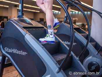Simulador de escada é sucesso na Bodytech do Iguatemi Esplanada - ABRASCE - Abrasce