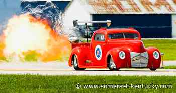 Lake Cumberland Air Show set for Sept. 17 | News | somerset-kentucky.com - Commonwealth Journal's History