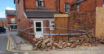 Stolen car driven into Gloucester house before being abandoned - Gloucestershire Live