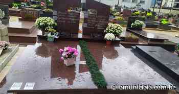 QR Codes são implantados em túmulos de cemitério de Brusque para contar histórias dos sepultados - O Município