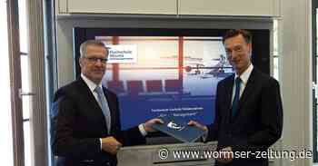 Klingenberg lehrt Airport Management an Hochschule Worms - Wormser Zeitung