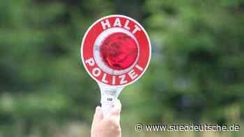 Verkehr - Reinfeld - Motorradfahrer nach Verfolgungsjagd mit Polizei gestoppt - Wirtschaft - SZ.de - Süddeutsche Zeitung - SZ.de