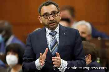 COVID-19 to blame for Canada’s airport delays, says transport minister - Omineca Express