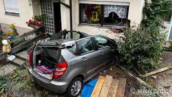 Bamberg: 87-jähriger fährt mit Auto mitten in ein Wohnhaus - br.de