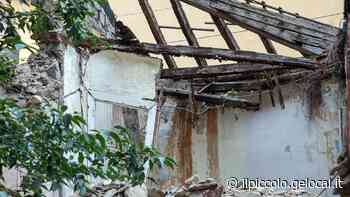 Trieste, crolla il tetto del rudere abbandonato in via dell'Agro: ecco cosa è successo - Il Piccolo