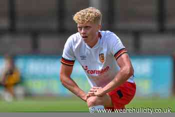 Andy Smith signs new contract and joins Grimsby on loan - Hull City