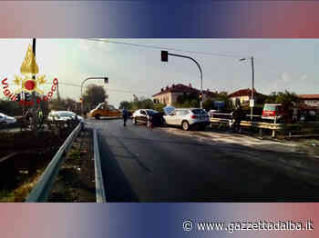 Incidente in circonvallazione a Fossano, il bilancio è di 5 feriti, grave una donna - http://gazzettadalba.it/