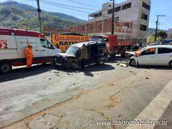 Acidente entre dois carros e um caminhão deixa sete feridos em Santana do Paraíso - Jornal Diário do Aço