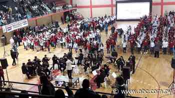 San Lorenzo: coro de 1000 niños y niñas hace vibrar al público - ABC Color