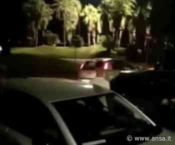 Allontanato da locale Cagliari, tenta di travolgere passanti - Agenzia ANSA