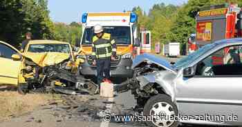 Horror-Unfall bei Neunkirchen im Saarland - Autofahrer stirbt nach Frontalcrash - Saarbrücker Zeitung