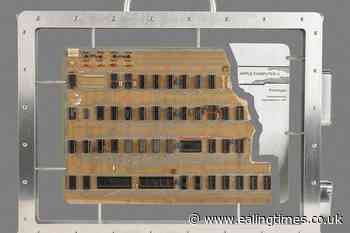 Steve Jobs' Apple-1 computer prototype auctioned for nearly 700000 dollars - Ealing Times