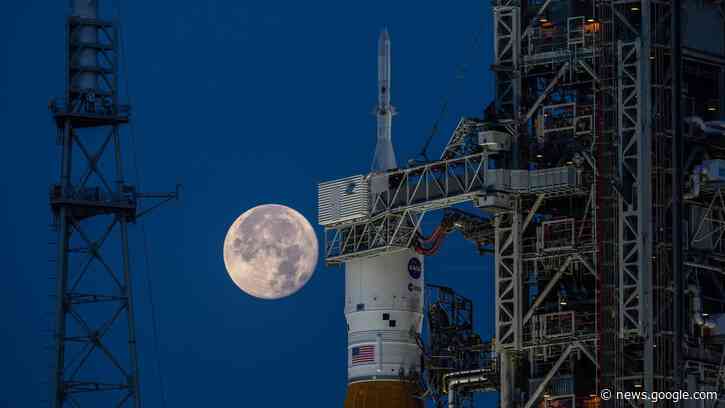 NASA Selects the Sites on the Moon Where Two Astronauts Could Land in 2026 - Gizmodo