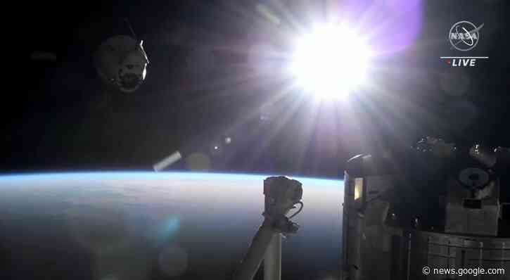 SpaceX Dragon cargo capsule departs space station for trip back to Earth - Space.com