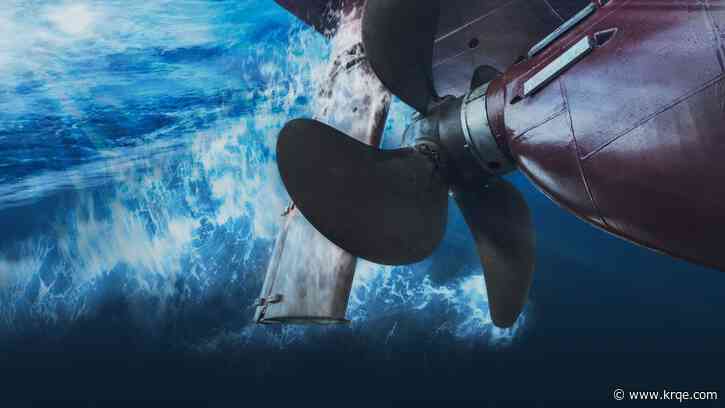 Woman hit by boat propeller on Lake Michigan loses lower legs: 'Unimaginable pain'