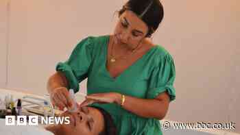 Train and Tube strikes: Salon owner says strikes make it feel like the pandemic