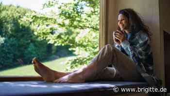 Digital Detox: Dinge, die du tun kannst, satt auf das Handy zu starren - BRIGITTE.de