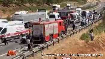 Mehrere Unfälle in der Türkei: Lastwagen rast in Menschenmenge – Mindestens 32 Tote