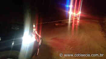 GCM encontra corpo decapitado com perfurações no tórax em estrada de Cotia - Cotia e Cia