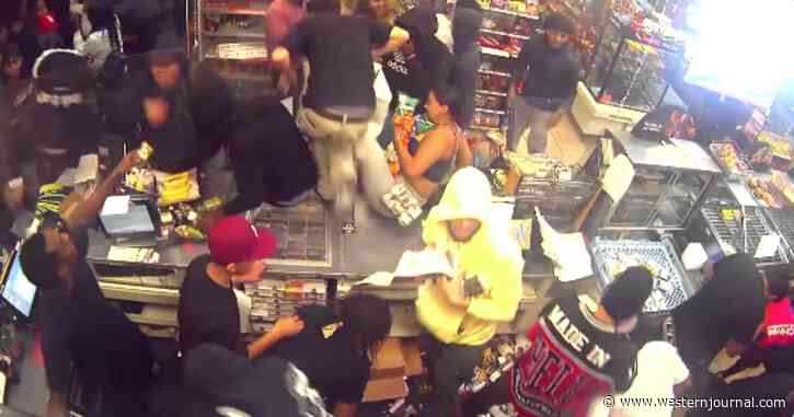 Total Anarchy Erupts After Mob Blocks Street in Los Angeles, Commences Looting