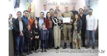 MERECIDA HOMENAGEM: Soldado da Polícia Militar de Imbituba é homenageado na Câmara por ato de bravura - Portal AHora