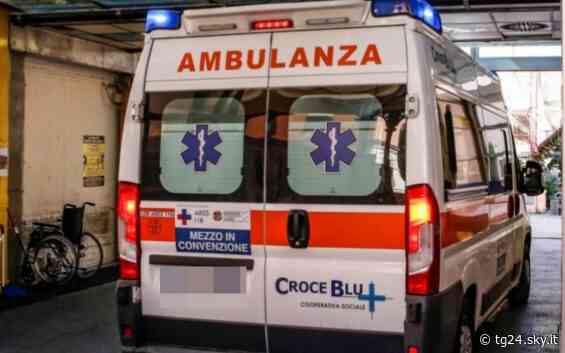 Solofra, scaglia cassaforte contro carabiniere e poi fugge - Sky Tg24