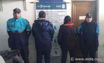 Los pararon en la rotonda de Olmos y terminaron detenidos - Diario El Dia