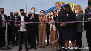 Gerardo Zamora y Jaime Perczyk inauguraron el Colegio Secundario del Tercer Milenio - ámbito.com