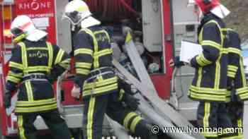 Près de Lyon : au péage de l'autoroute A6 une voiture a pris feu - Lyon Mag