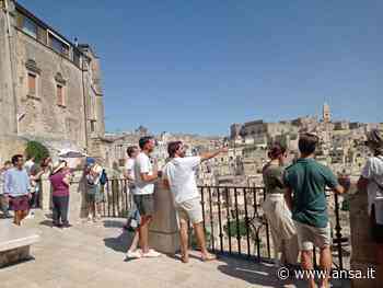Ferragosto: a Matera il pieno di turisti, tanti stranieri - Agenzia ANSA