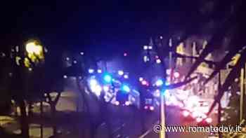 Incidente a largo Preneste, travolto sui binari da un tram: morto un uomo