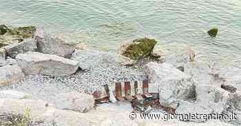 Lago di Garda, dall'acqua bassa emergono pericolose lame - Trentino