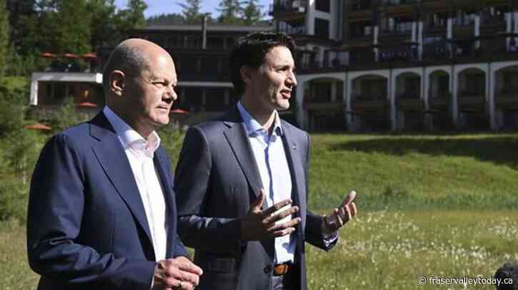 Ukraine calls on Canada to shelve turbine exemption as German chancellor to visit