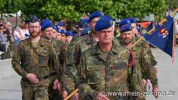 Grundausbilung beendet: 150 Soldaten legen in Rennerod feierlich ihr Gelöbnis ab - Rhein-Zeitung