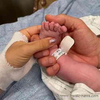 Michael Bubl&eacute; and Luisana Lopilato welcome fourth child