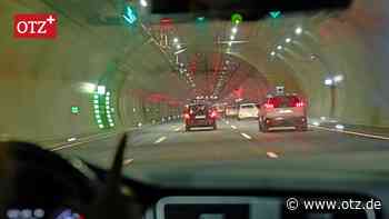 Tank leer, Fahrer voll: Mann will zu Fuß durch Jagdbergtunnel