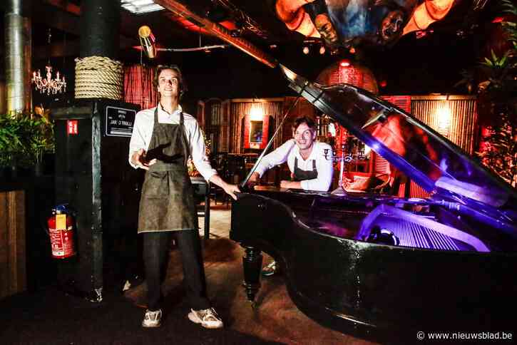 Guy (25) en Sam (23) blazen verborgen parel Bar Zar nieuw leven in: “Cocktails met een twist, geserveerd met een glimlach”