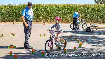 Ferienprogramm Wildberg: Kinder fahren langsam und kontrolliert