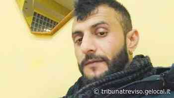 Nadir, l'uomo che si è dato fuoco a Oderzo, è ricoverato in fin di vita con ustioni sull'80 per cento del corpo - La Tribuna di Treviso